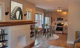 2228 Kenmore Apartments
